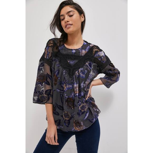 New Anthropologie Zelda Burnout Floral Velvet Blouse $168 SMALL Black - Picture 3 of 4